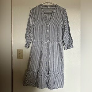 Old navy striped button front ruffle dress. Small
